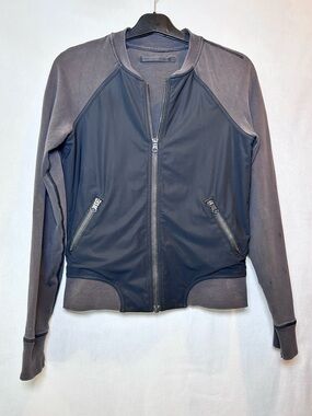 Vintage Lululemon Women’s Mixed Media Bomber Jacket Gray Black. Size 6
